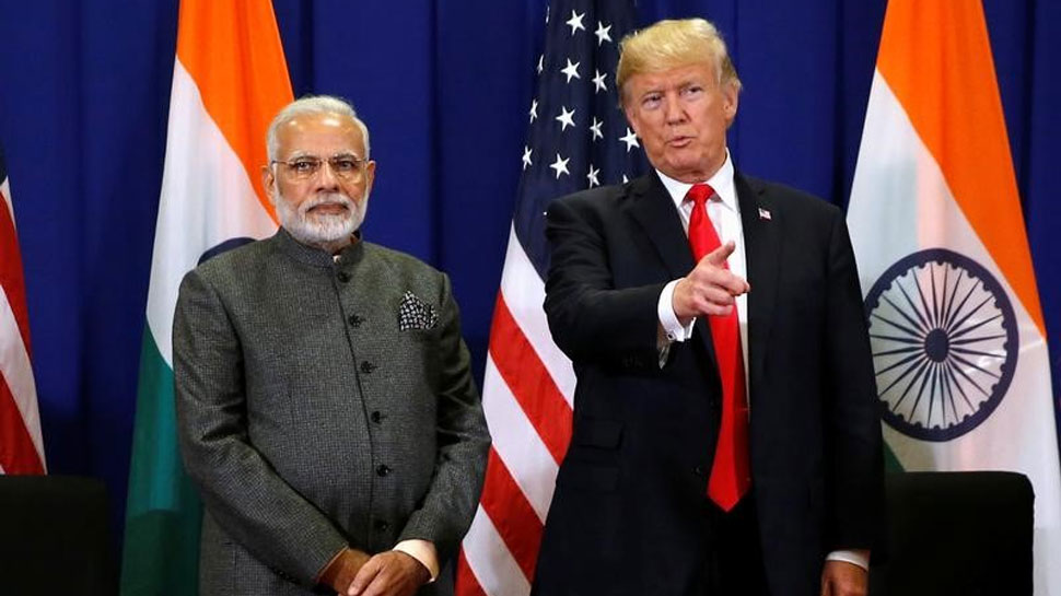 માલદીવ સંકટ: મોદી-ટ્રમ્પે ફોન પર કરી વાત, ભારત-પ્રશાંત ક્ષેત્રમાં સુરક્ષા વધારવા ઉપર પણ ભાર માલદીવ સંકટ: મોદી-ટ્રમ્પે ફોન પર કરી વાત, ભારત-પ્રશાંત ક્ષેત્રમાં સુરક્ષા વધારવા ઉપર પણ ભાર