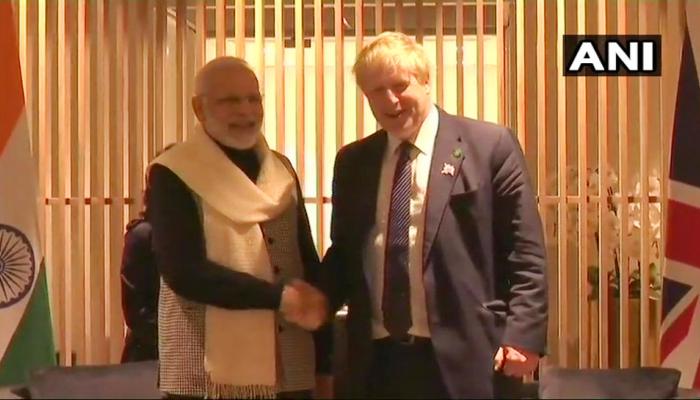 કોમનવેલ્થ સમિટમાં ભાગ લેવા માટે PM મોદી પહોંચ્યા લંડન, ક્વીન એલિઝાબેથ સાથે કરશે મુલાકાત કોમનવેલ્થ સમિટમાં ભાગ લેવા માટે PM મોદી પહોંચ્યા લંડન, ક્વીન એલિઝાબેથ સાથે કરશે મુલાકાત