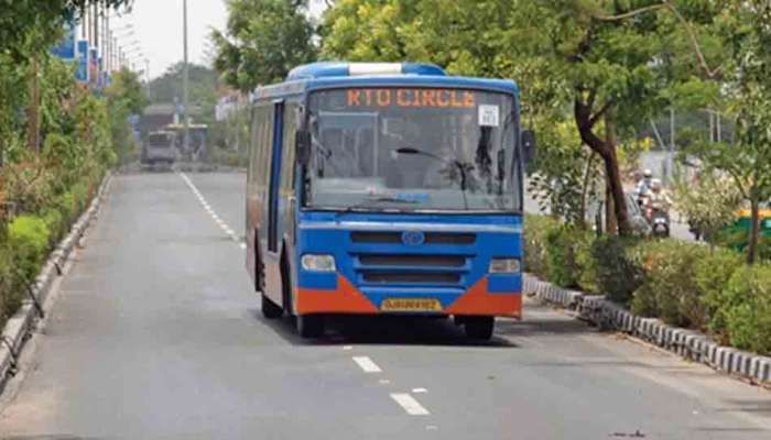 No Means No: ટ્રાફીક પોલીસનું કડક વલણ 10 BRTS બસ ડિટેઇન, 5ની ધરપકડ No Means No: ટ્રાફીક પોલીસનું કડક વલણ 10 BRTS બસ ડિટેઇન, 5ની ધરપકડ