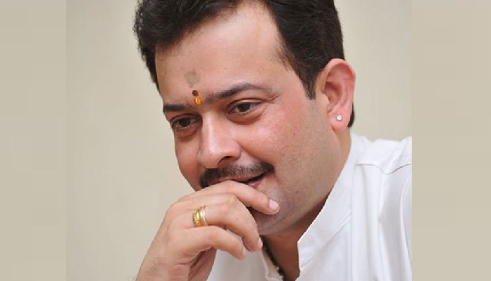 ಸ್ವಯಂಘೋಷಿತ ದೇವಮಾನವ ಭಯ್ಯೂಜಿ ಮಹಾರಾಜ್ ಆತ್ಮಹತ್ಯೆ; ಸಿಬಿಐ ತನಿಖೆಗೆ ಕಾಂಗ್ರೆಸ್ ಆಗ್ರಹ ಸ್ವಯಂಘೋಷಿತ ದೇವಮಾನವ ಭಯ್ಯೂಜಿ ಮಹಾರಾಜ್ ಆತ್ಮಹತ್ಯೆ; ಸಿಬಿಐ ತನಿಖೆಗೆ ಕಾಂಗ್ರೆಸ್ ಆಗ್ರಹ