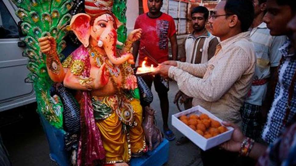 ಜಪಾನ್ನಲ್ಲಿ ಈ ಹೆಸರಿನಿಂದ ಪ್ರಸಿದ್ಧ ಗಣಪ, ವಿದೇಶಗಳಲ್ಲೂ ಗಣಪತಿ ಪೂಜೆ! ಜಪಾನ್ನಲ್ಲಿ ಈ ಹೆಸರಿನಿಂದ ಪ್ರಸಿದ್ಧ ಗಣಪ, ವಿದೇಶಗಳಲ್ಲೂ ಗಣಪತಿ ಪೂಜೆ!
