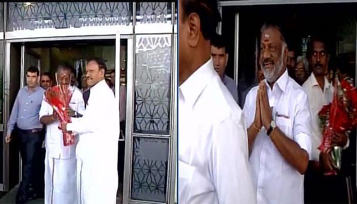 தமிழக முதல்வர் ஓ.பன்னீர்செல்வம் டெல்லி சென்றடைந்தார் தமிழக முதல்வர் ஓ.பன்னீர்செல்வம் டெல்லி சென்றடைந்தார்