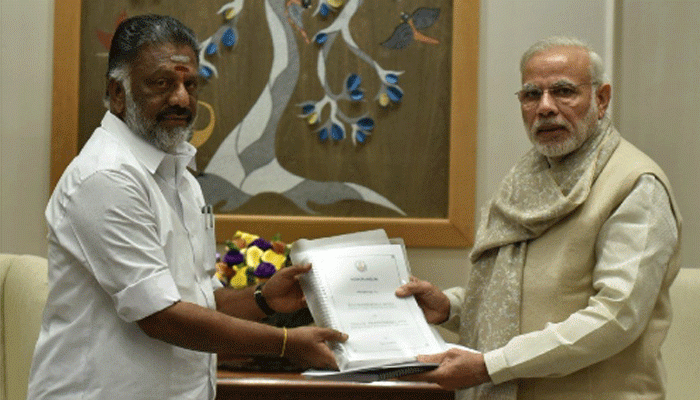 மக்கள் நலனுக்காகவே பிரதமரை சந்தித்தேன் - ஓ.பன்னீர் செல்வம் மக்கள் நலனுக்காகவே பிரதமரை சந்தித்தேன் - ஓ.பன்னீர் செல்வம்