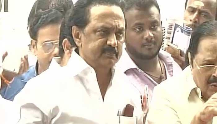 மாநில சுயாட்சிக்கு குந்தகம் விளைவிக்கின்ற அரசாக தமிழக அரசு உள்ளது - ஸ்டாலின் மாநில சுயாட்சிக்கு குந்தகம் விளைவிக்கின்ற அரசாக தமிழக அரசு உள்ளது - ஸ்டாலின்