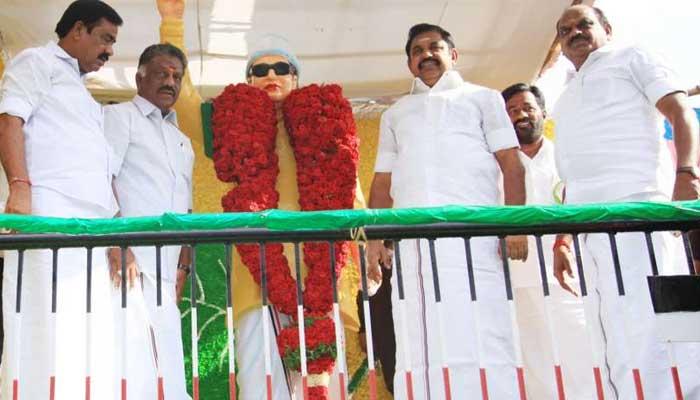 இன்று சிவகாசியில் ‘எம்ஜிஆர் நூற்றாண்டு விழா’! இன்று சிவகாசியில் ‘எம்ஜிஆர் நூற்றாண்டு விழா’!