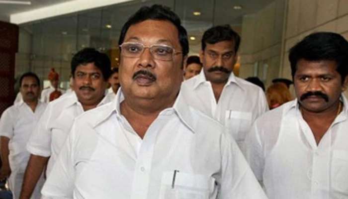கலைஞர் இல்லா கட்சியை காப்பாற்ற இறங்கியுள்ளேன் -MK அழகிரி! கலைஞர் இல்லா கட்சியை காப்பாற்ற இறங்கியுள்ளேன் -MK அழகிரி!