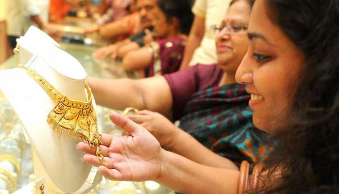 தங்கத்தின் விலை தொடர்ந்து அதிகரிக்க வாய்ப்பு - எப்பொழுது வாங்கலாம்..!! தங்கத்தின் விலை தொடர்ந்து அதிகரிக்க வாய்ப்பு - எப்பொழுது வாங்கலாம்..!!
