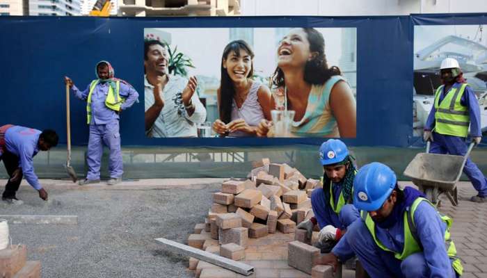 ஜப்பானில் 3,00,000 தொழிலாளர்களுக்கு வேலை, புது மசோதா நிறைவேற்றம்! ஜப்பானில் 3,00,000 தொழிலாளர்களுக்கு வேலை, புது மசோதா நிறைவேற்றம்!