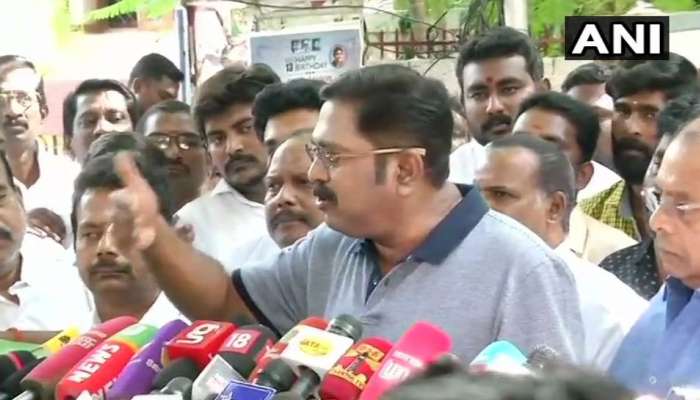 செந்தில் பாலாஜியை “எங்கிருந்தாலும் வாழ்க” என வாழ்த்து கூறிய டிடிவி தினகரன் செந்தில் பாலாஜியை “எங்கிருந்தாலும் வாழ்க” என வாழ்த்து கூறிய டிடிவி தினகரன்