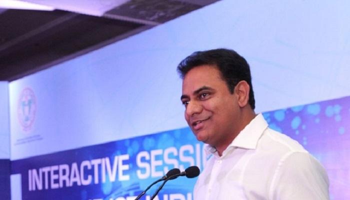 సోషల్ మీడియాలో మంత్రి కేటీఆర్కి పెరుగుతున్న అభిమానులు సోషల్ మీడియాలో మంత్రి కేటీఆర్కి పెరుగుతున్న అభిమానులు