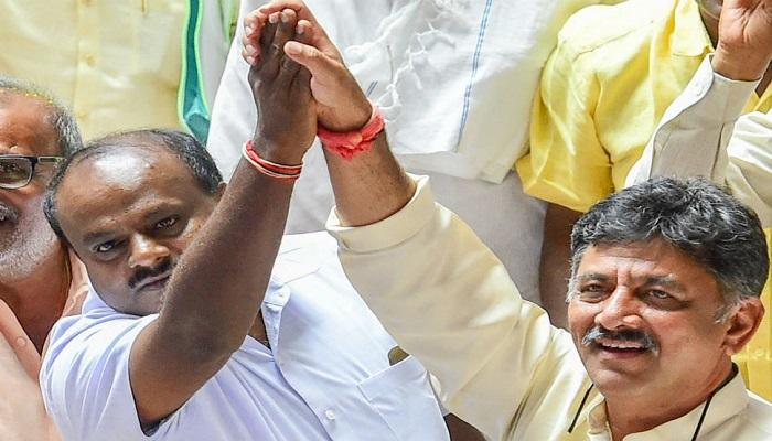 ఆరోజే కర్ణాటక ముఖ్యమంత్రిగా హెచ్డి కుమారస్వామి ప్రమాణస్వీకారం ఆరోజే కర్ణాటక ముఖ్యమంత్రిగా హెచ్డి కుమారస్వామి ప్రమాణస్వీకారం