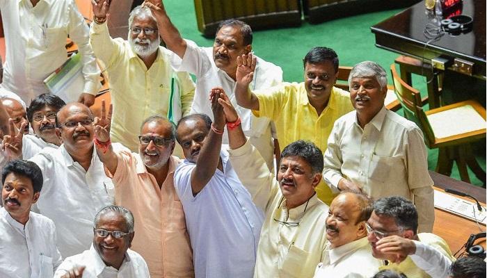 కుమారస్వామి ఢిల్లీ పర్యటన; రాహుల్, సోనియాతో భేటీ కుమారస్వామి ఢిల్లీ పర్యటన; రాహుల్, సోనియాతో భేటీ