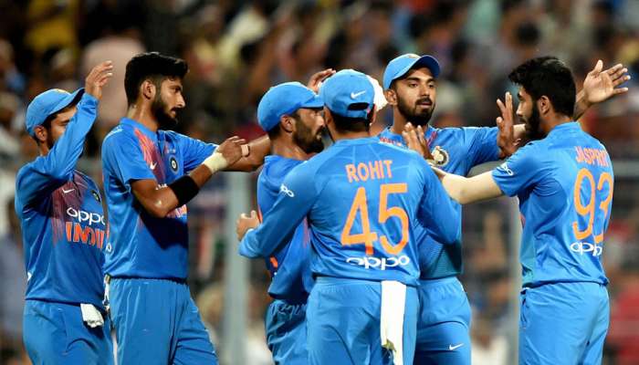 వెస్టిండీస్తో 3వ టీ20లో ఉమేష్, బుమ్రా, కుల్దీప్లకు విశ్రాంతి.. జట్టు వివరాలివే.! వెస్టిండీస్తో 3వ టీ20లో ఉమేష్, బుమ్రా, కుల్దీప్లకు విశ్రాంతి.. జట్టు వివరాలివే.!